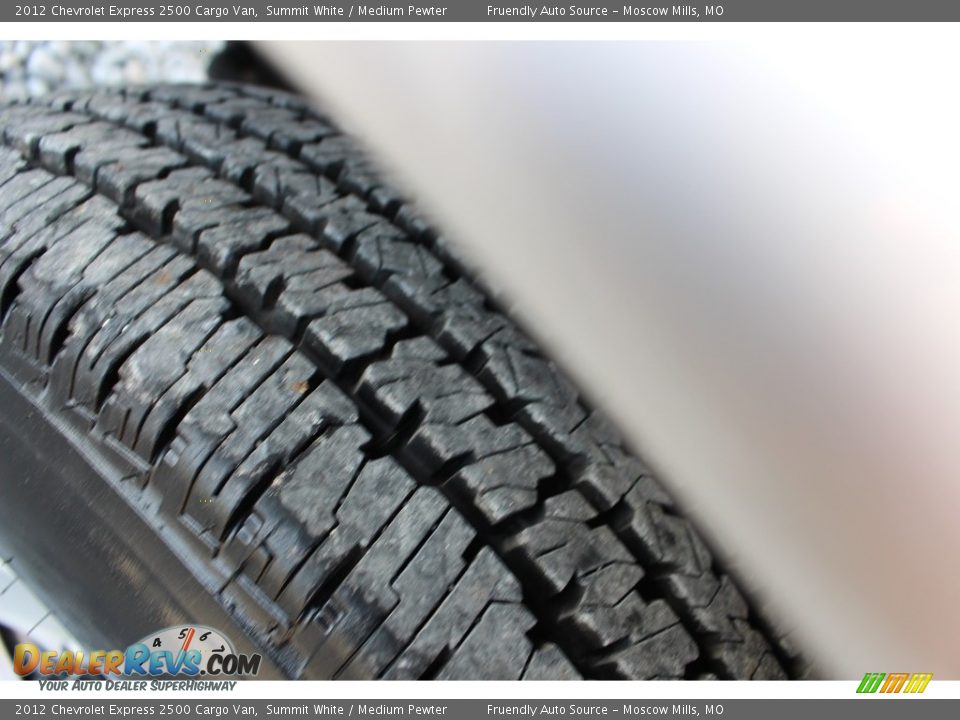 2012 Chevrolet Express 2500 Cargo Van Summit White / Medium Pewter Photo #15