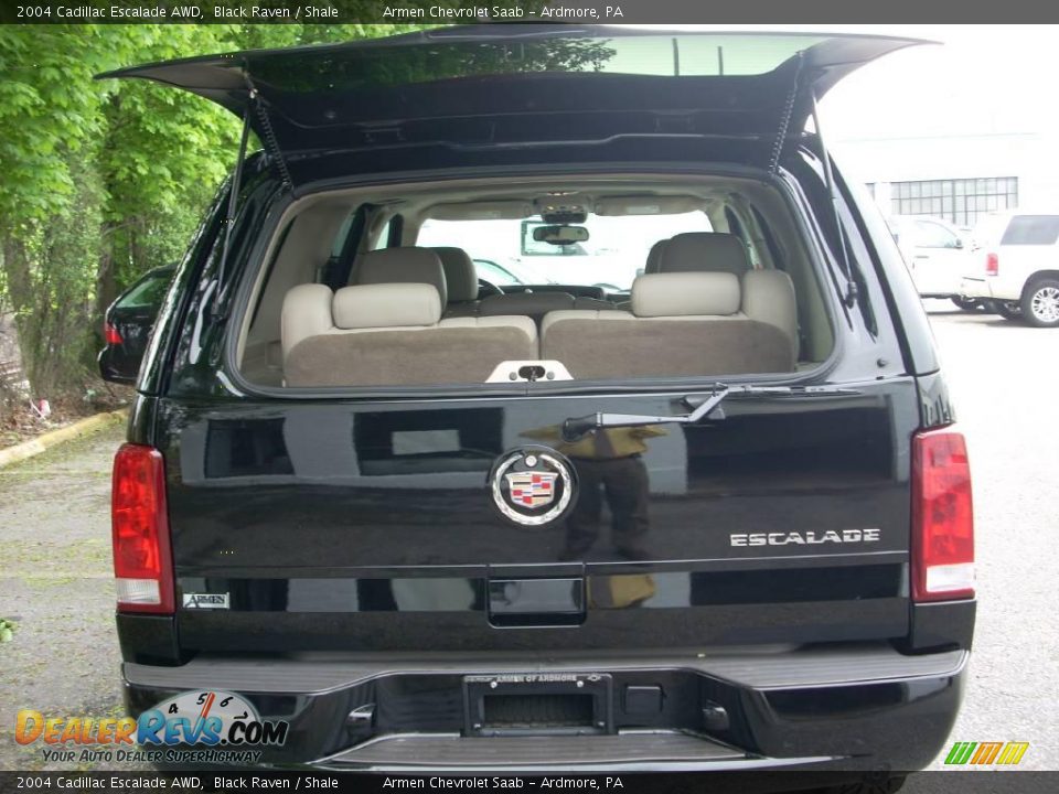 2004 Cadillac Escalade AWD Black Raven / Shale Photo #23