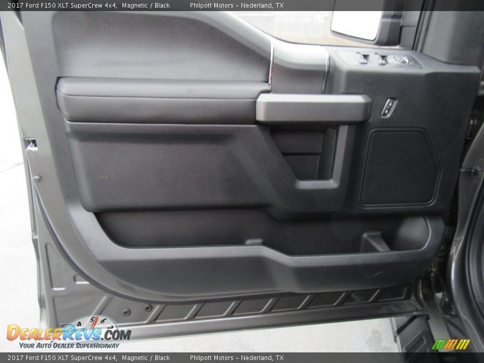 2017 Ford F150 XLT SuperCrew 4x4 Magnetic / Black Photo #21