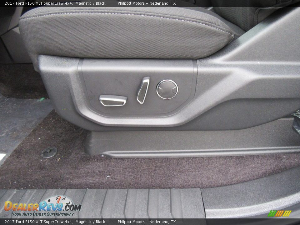 2017 Ford F150 XLT SuperCrew 4x4 Magnetic / Black Photo #24