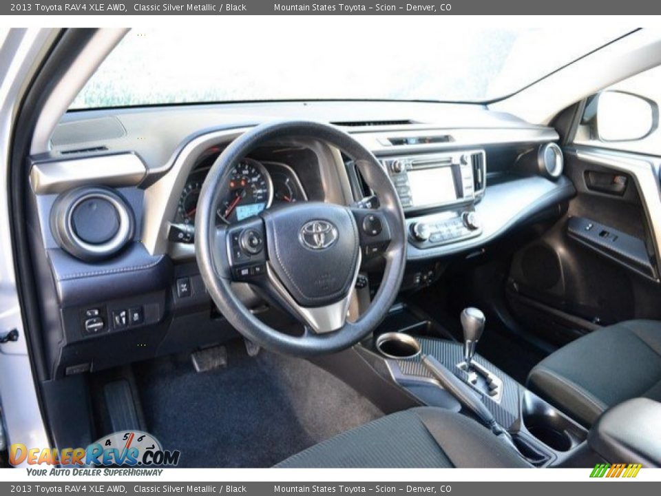 2013 Toyota RAV4 XLE AWD Classic Silver Metallic / Black Photo #10