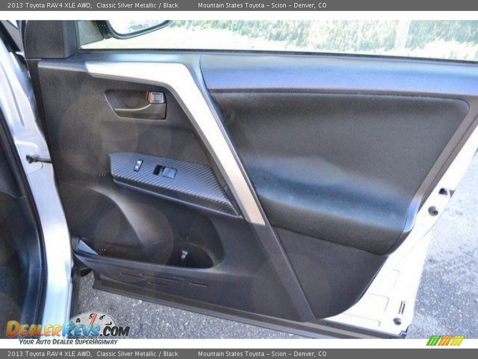 2013 Toyota RAV4 XLE AWD Classic Silver Metallic / Black Photo #26