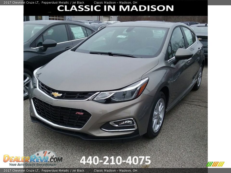 2017 Chevrolet Cruze LT Pepperdust Metallic / Jet Black Photo #1