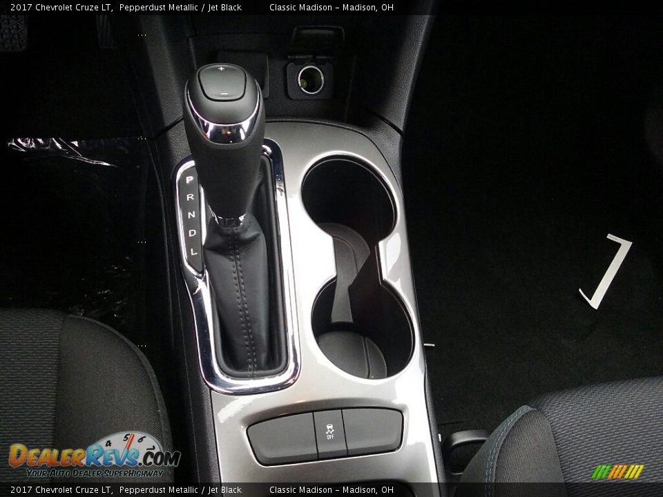2017 Chevrolet Cruze LT Pepperdust Metallic / Jet Black Photo #6