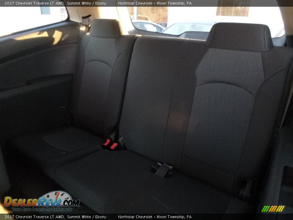 2017 Chevrolet Traverse LT AWD Summit White / Ebony Photo #12