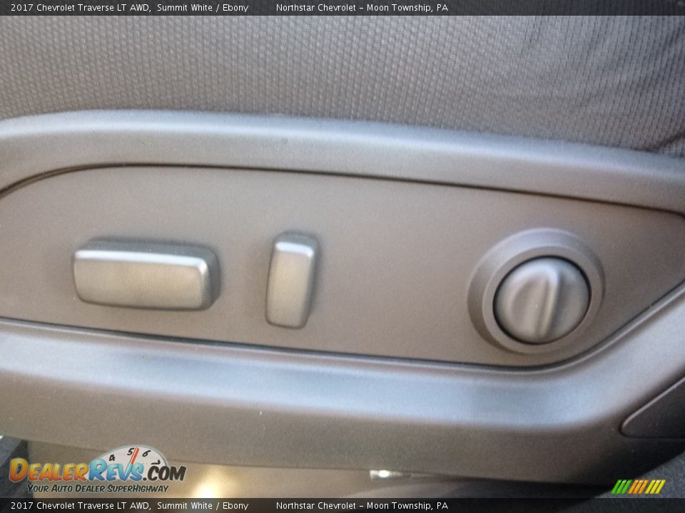 2017 Chevrolet Traverse LT AWD Summit White / Ebony Photo #15