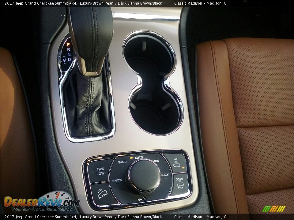 2017 Jeep Grand Cherokee Summit 4x4 Luxury Brown Pearl / Dark Sienna Brown/Black Photo #8