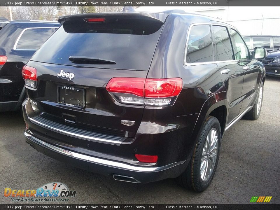 2017 Jeep Grand Cherokee Summit 4x4 Luxury Brown Pearl / Dark Sienna Brown/Black Photo #17