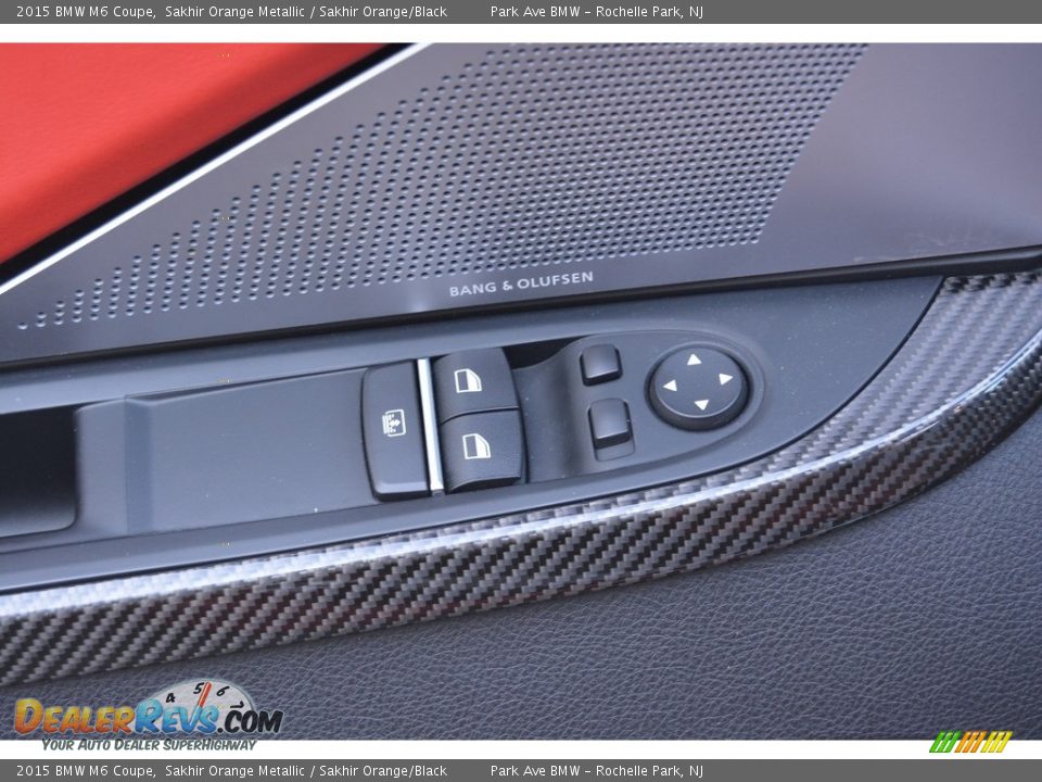 Controls of 2015 BMW M6 Coupe Photo #9