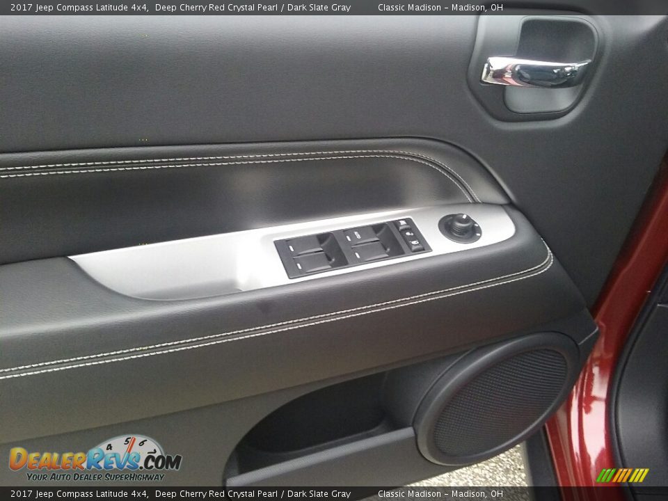2017 Jeep Compass Latitude 4x4 Deep Cherry Red Crystal Pearl / Dark Slate Gray Photo #2