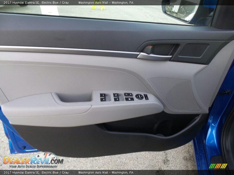 2017 Hyundai Elantra SE Electric Blue / Gray Photo #14