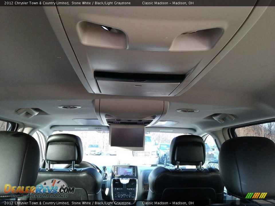 2012 Chrysler Town & Country Limited Stone White / Black/Light Graystone Photo #18
