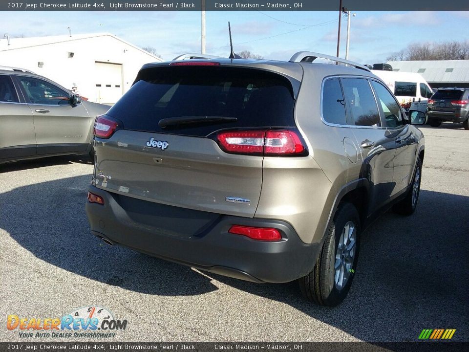 2017 Jeep Cherokee Latitude 4x4 Light Brownstone Pearl / Black Photo #11