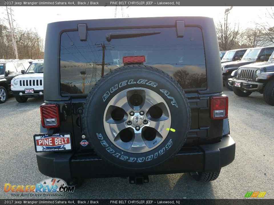 2017 Jeep Wrangler Unlimited Sahara 4x4 Black / Black Photo #5