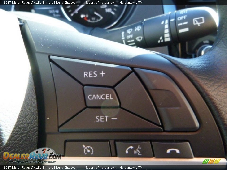 2017 Nissan Rogue S AWD Brilliant Silver / Charcoal Photo #18