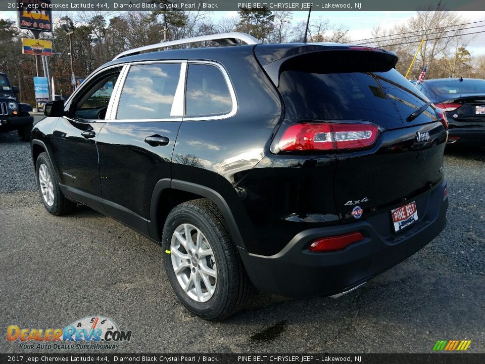 2017 Jeep Cherokee Latitude 4x4 Diamond Black Crystal Pearl / Black Photo #4
