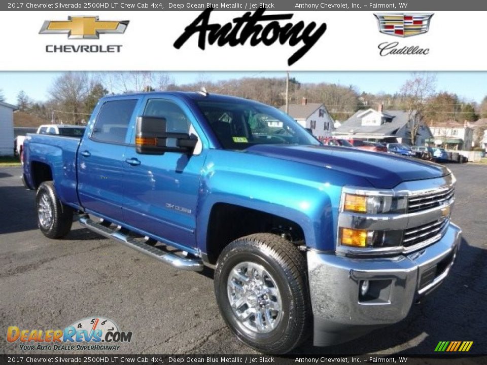 2017 Chevrolet Silverado 2500HD LT Crew Cab 4x4 Deep Ocean Blue Metallic / Jet Black Photo #1