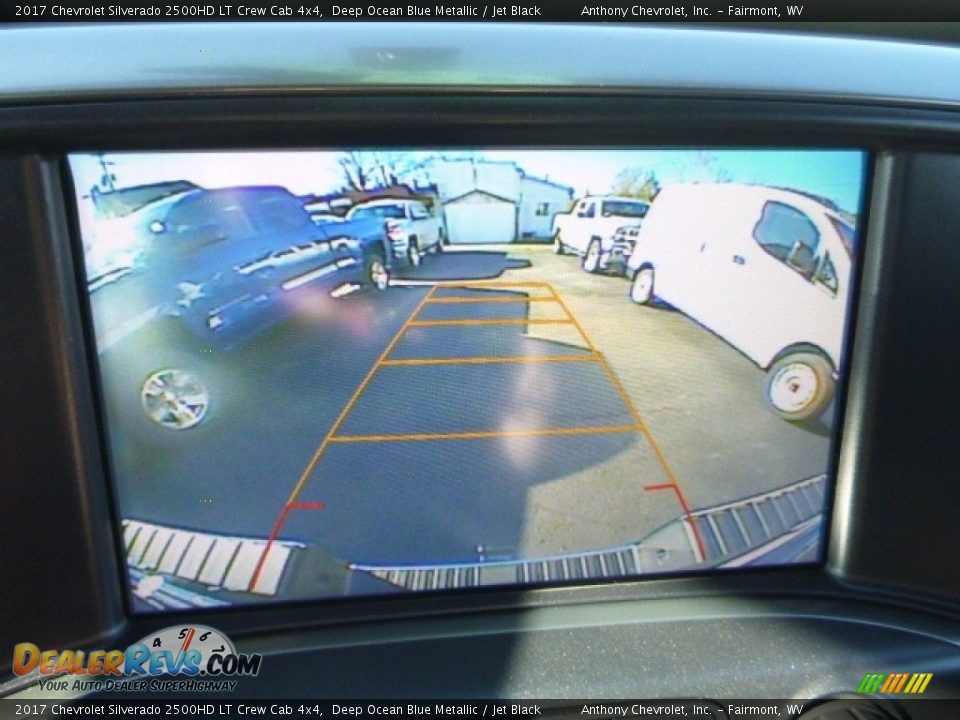 2017 Chevrolet Silverado 2500HD LT Crew Cab 4x4 Deep Ocean Blue Metallic / Jet Black Photo #14