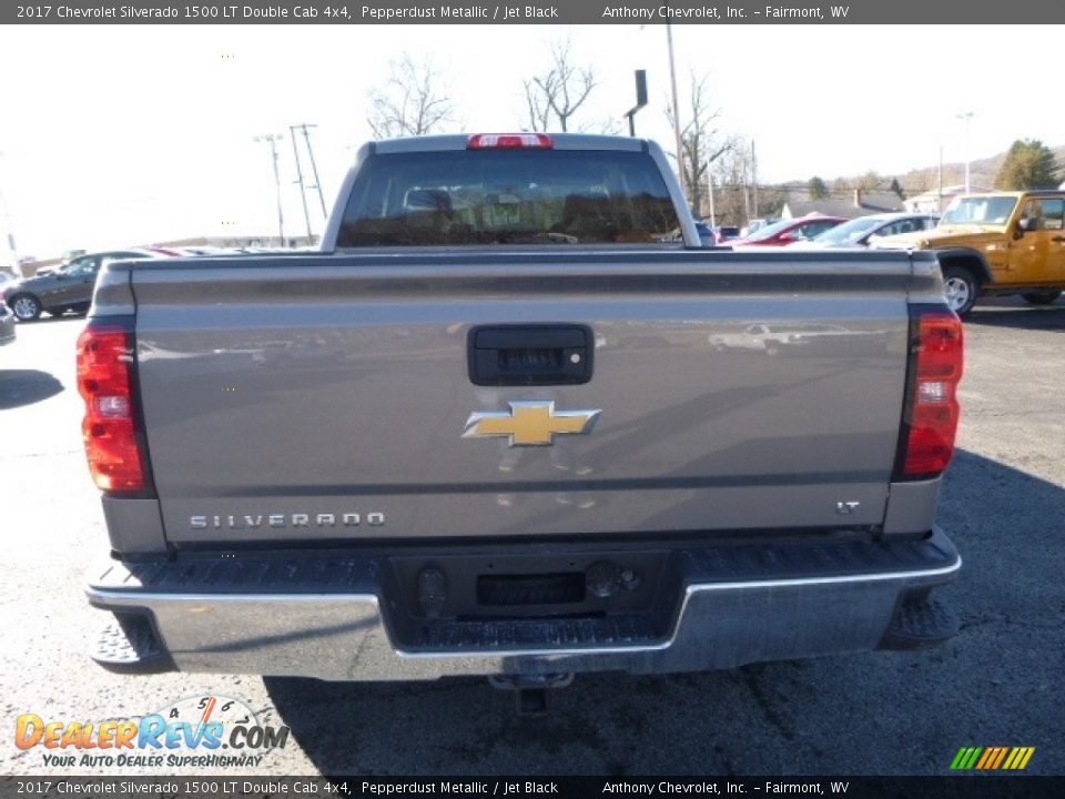2017 Chevrolet Silverado 1500 LT Double Cab 4x4 Pepperdust Metallic / Jet Black Photo #6