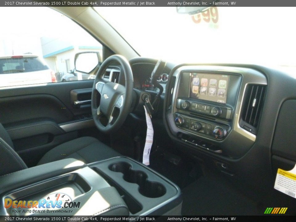 2017 Chevrolet Silverado 1500 LT Double Cab 4x4 Pepperdust Metallic / Jet Black Photo #10