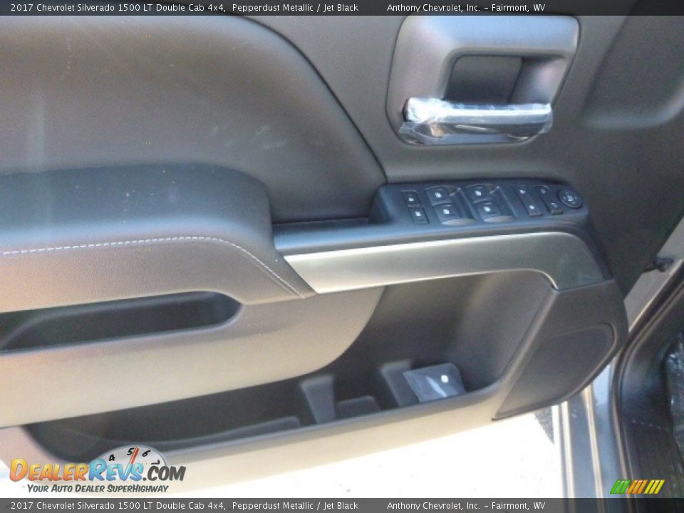 2017 Chevrolet Silverado 1500 LT Double Cab 4x4 Pepperdust Metallic / Jet Black Photo #12
