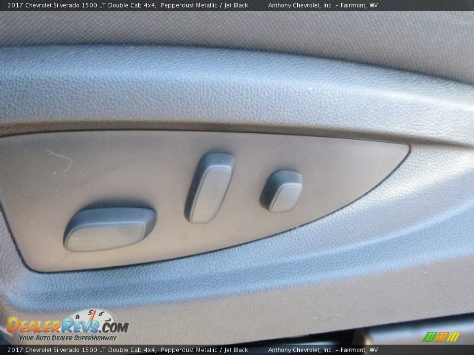 2017 Chevrolet Silverado 1500 LT Double Cab 4x4 Pepperdust Metallic / Jet Black Photo #14