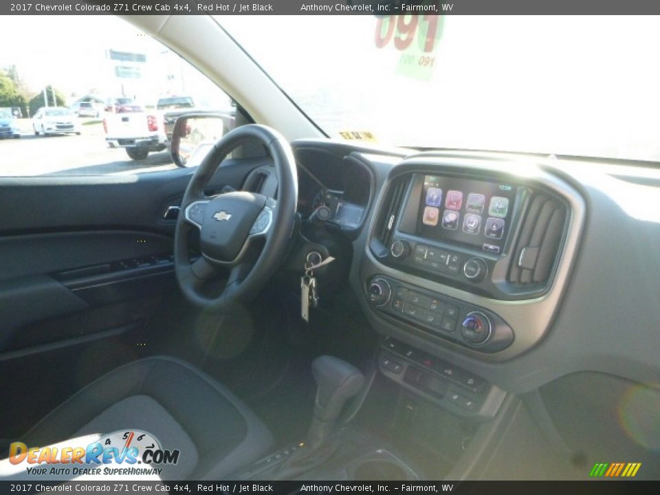 2017 Chevrolet Colorado Z71 Crew Cab 4x4 Red Hot / Jet Black Photo #11