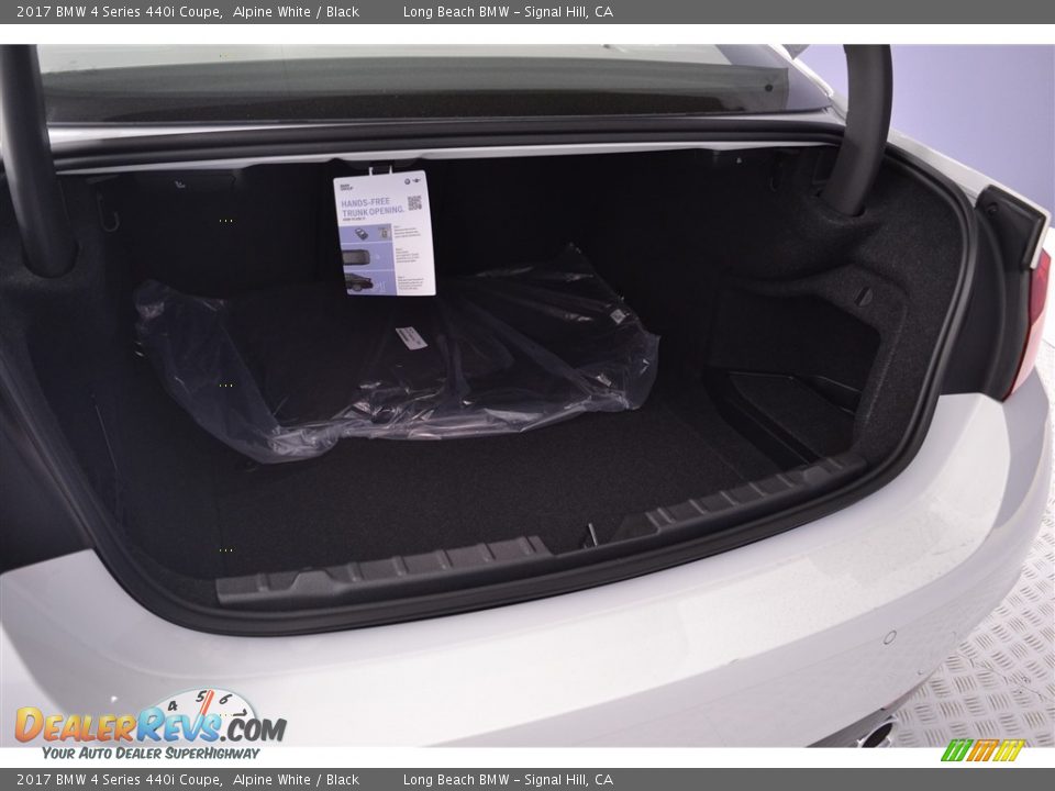 2017 BMW 4 Series 440i Coupe Alpine White / Black Photo #10