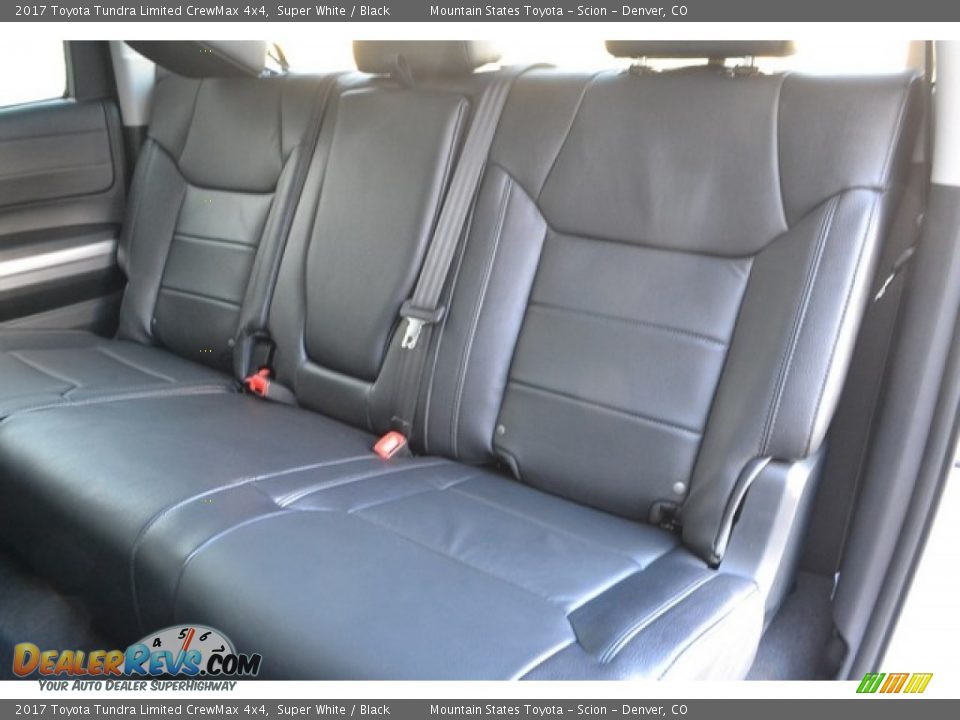 2017 Toyota Tundra Limited CrewMax 4x4 Super White / Black Photo #7