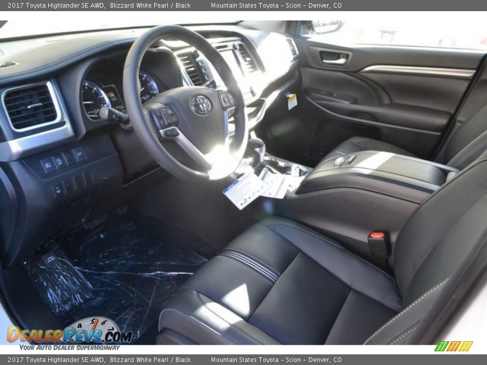 2017 Toyota Highlander SE AWD Blizzard White Pearl / Black Photo #5