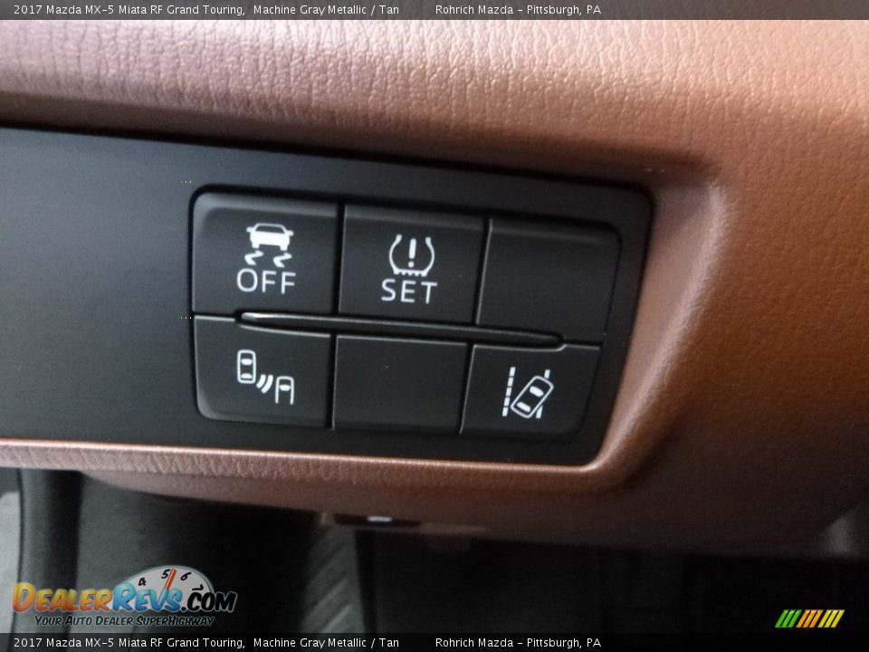 Controls of 2017 Mazda MX-5 Miata RF Grand Touring Photo #13