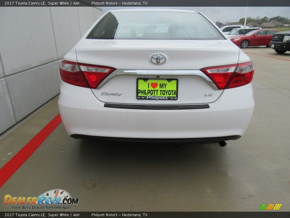 2017 Toyota Camry LE Super White / Ash Photo #5