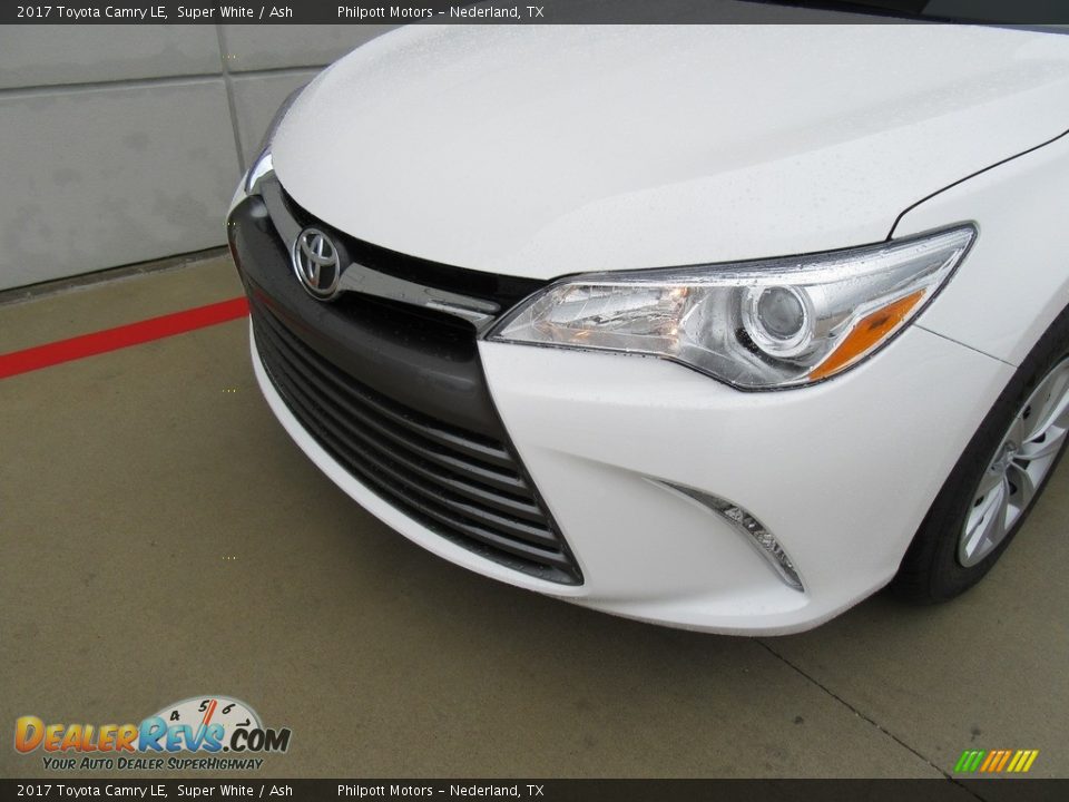 2017 Toyota Camry LE Super White / Ash Photo #10