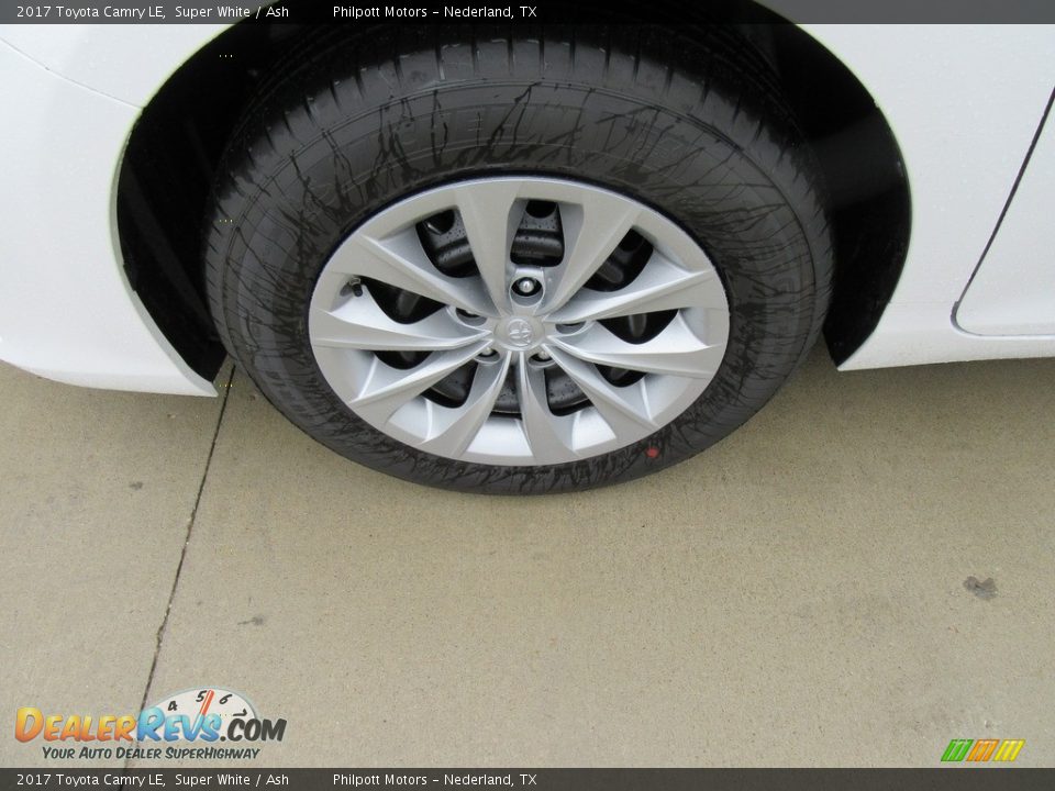 2017 Toyota Camry LE Super White / Ash Photo #11