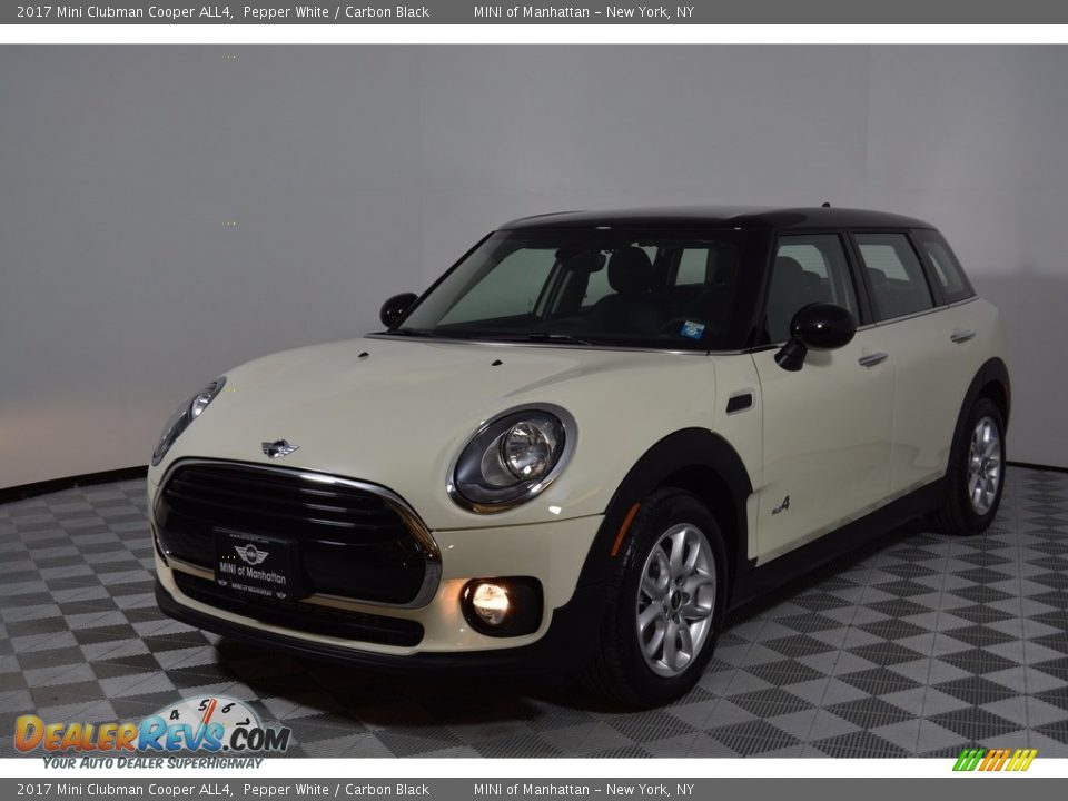 2017 Mini Clubman Cooper ALL4 Pepper White / Carbon Black Photo #1