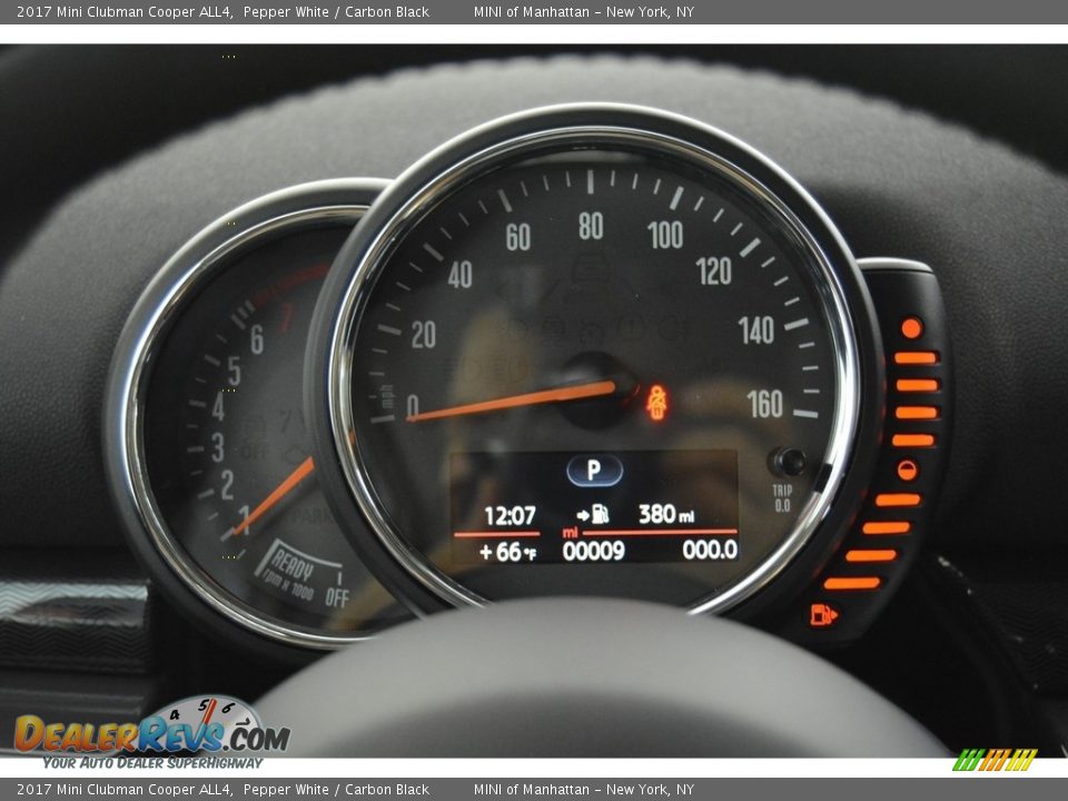 2017 Mini Clubman Cooper ALL4 Pepper White / Carbon Black Photo #16