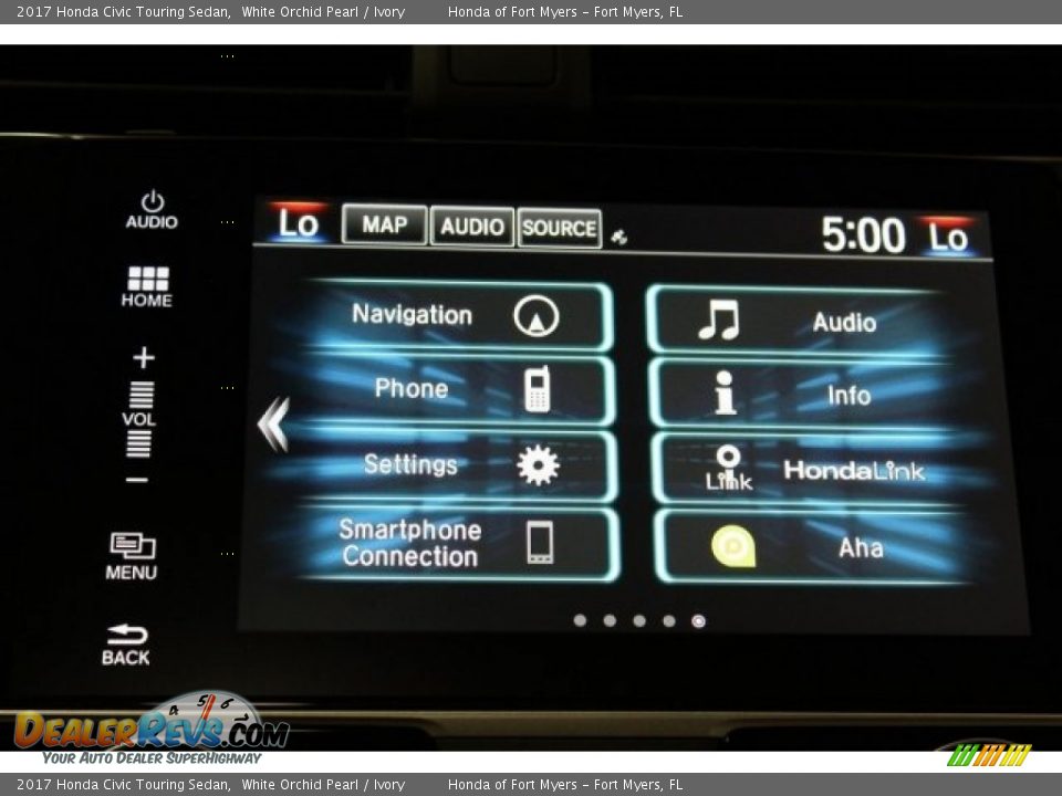 2017 Honda Civic Touring Sedan White Orchid Pearl / Ivory Photo #15