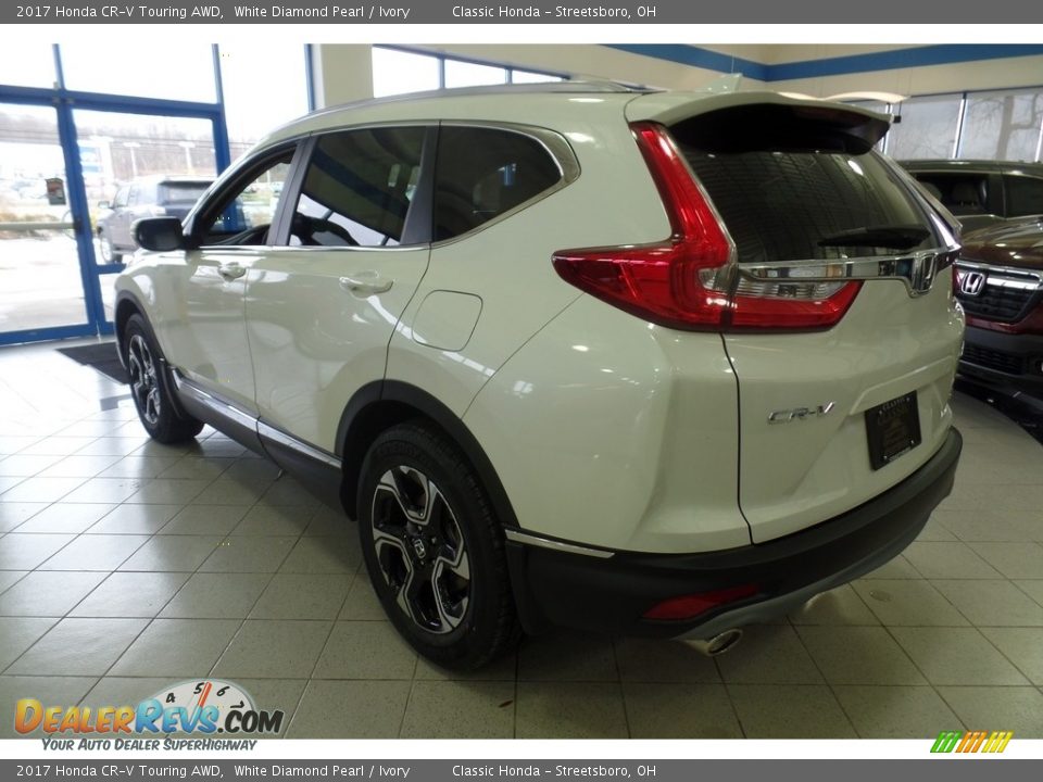 2017 Honda CR-V Touring AWD White Diamond Pearl / Ivory Photo #2