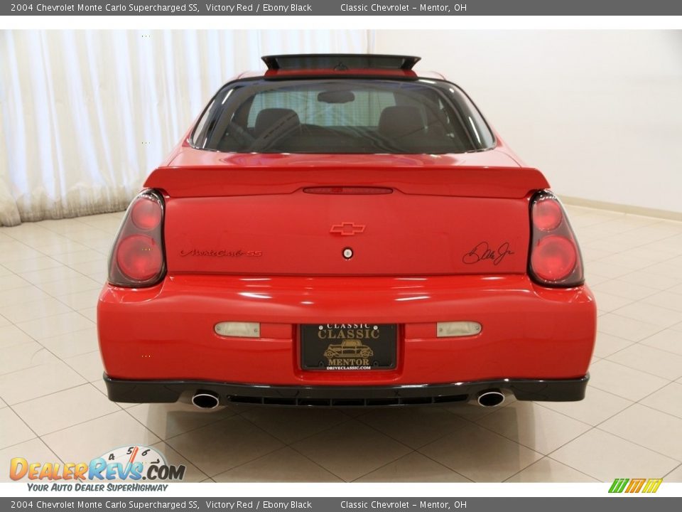 2004 Chevrolet Monte Carlo Supercharged SS Victory Red / Ebony Black Photo #20