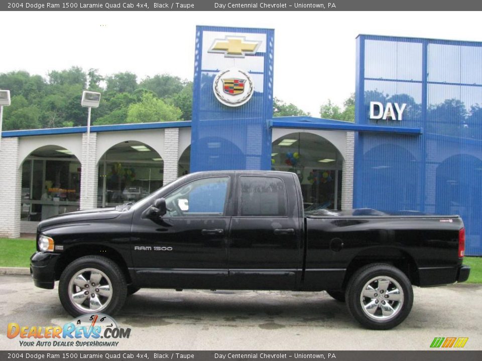 2004 Dodge Ram 1500 Laramie Quad Cab 4x4 Black / Taupe Photo #2