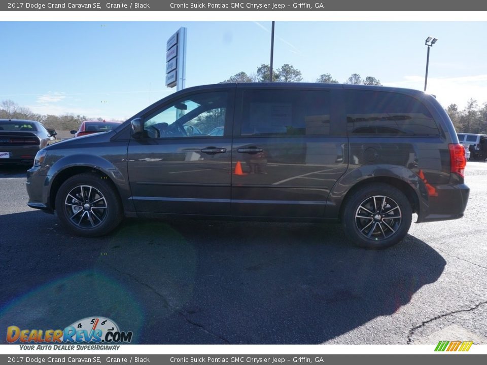 2017 Dodge Grand Caravan SE Granite / Black Photo #4
