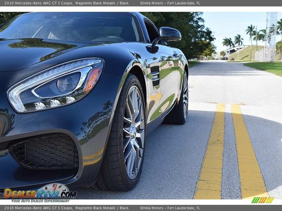 2016 Mercedes-Benz AMG GT S Coupe Magnetite Black Metallic / Black Photo #13
