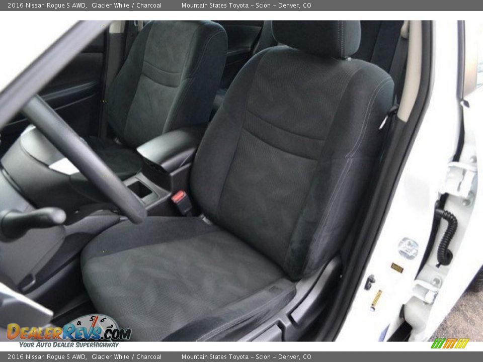 2016 Nissan Rogue S AWD Glacier White / Charcoal Photo #12
