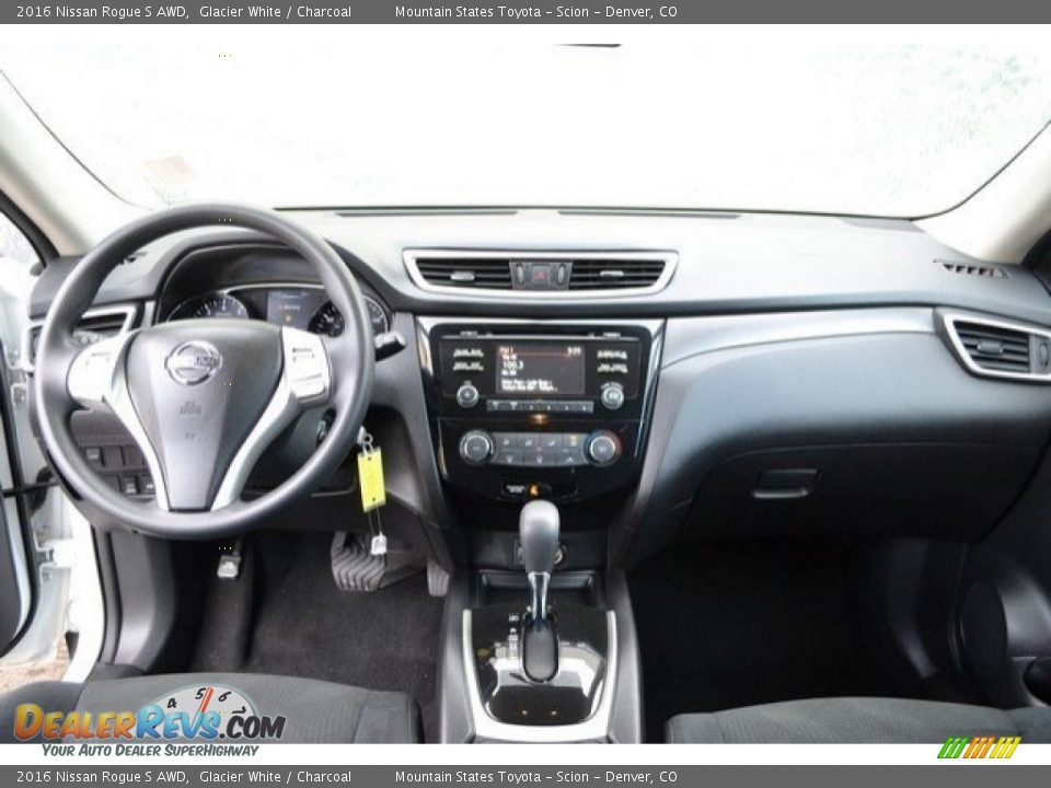 2016 Nissan Rogue S AWD Glacier White / Charcoal Photo #13