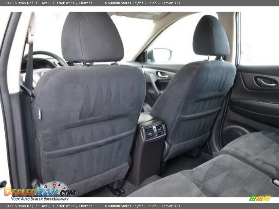 2016 Nissan Rogue S AWD Glacier White / Charcoal Photo #19