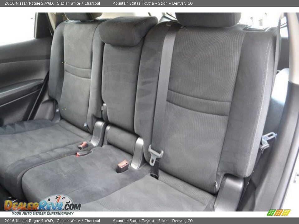 2016 Nissan Rogue S AWD Glacier White / Charcoal Photo #21