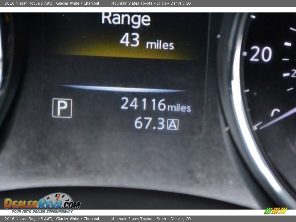 2016 Nissan Rogue S AWD Glacier White / Charcoal Photo #29