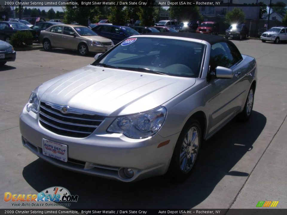 2009 Chrysler Sebring Limited Convertible Bright Silver Metallic / Dark Slate Gray Photo #4