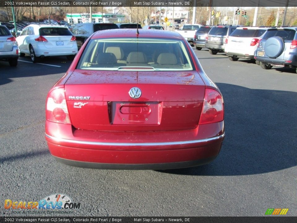 2002 Volkswagen Passat GLS Sedan Colorado Red Pearl / Beige Photo #7
