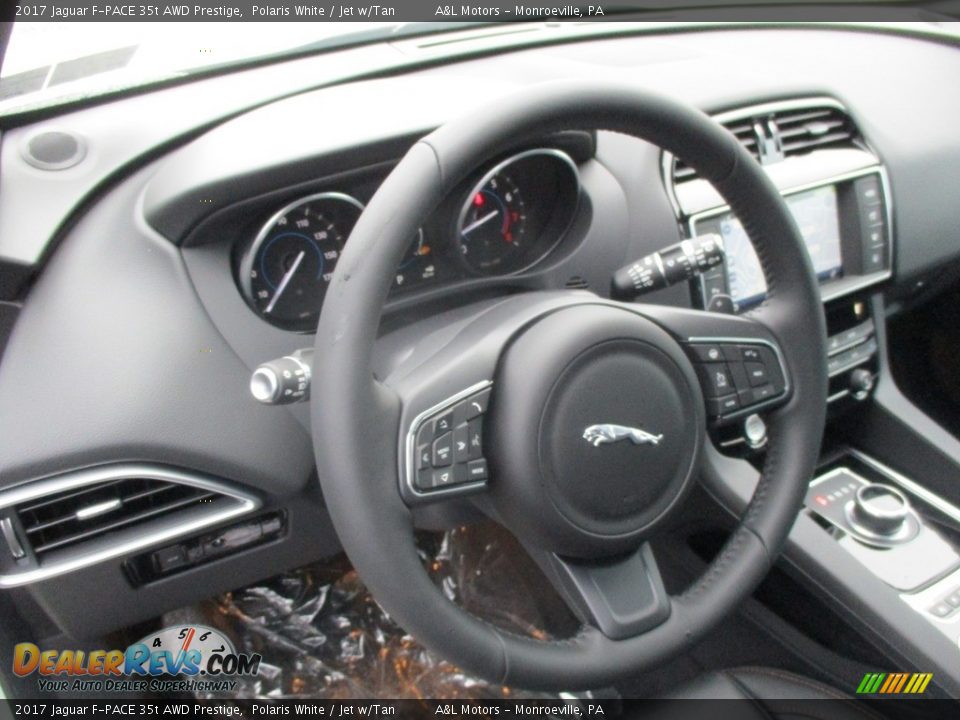 2017 Jaguar F-PACE 35t AWD Prestige Polaris White / Jet w/Tan Photo #15